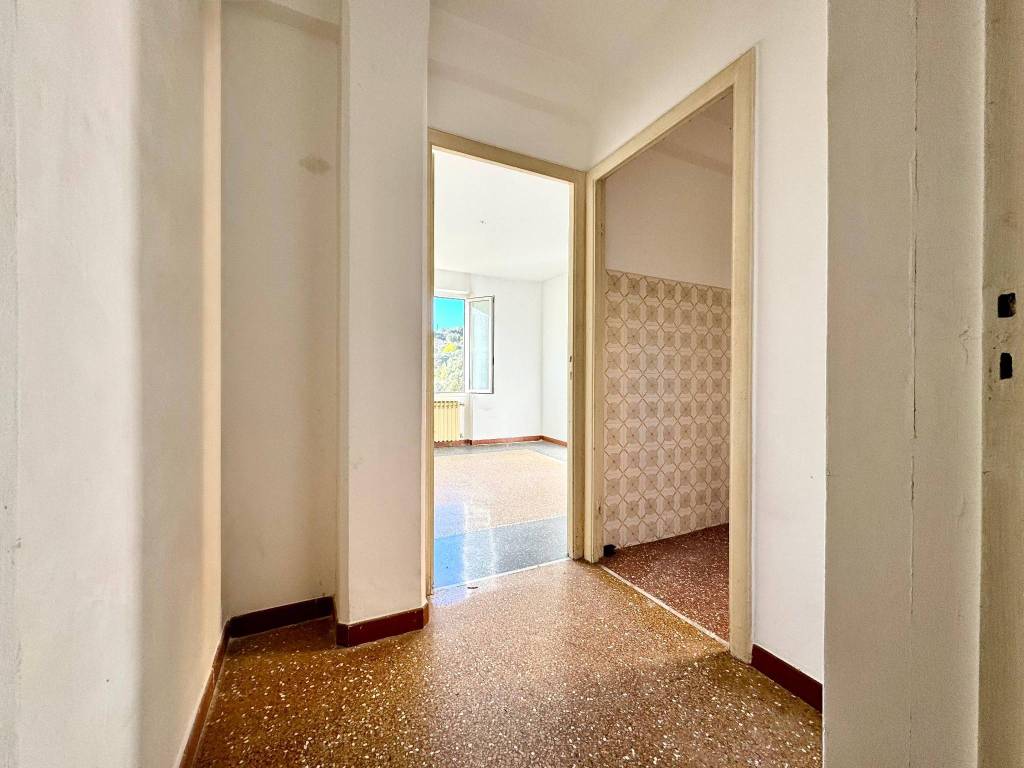 Appartamento a Varazze in Via Papa Innocenzo IV - Foto 5