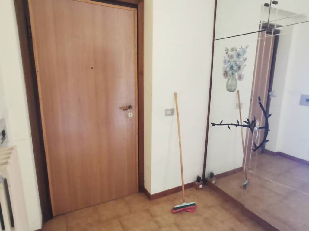 Appartamento a Catanzaro in Via Monsignor Armando Fares - Foto 3