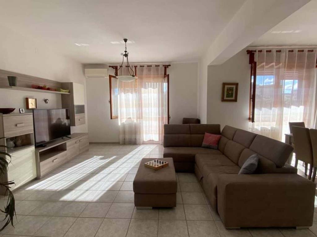 Appartamento a Porto torres in Viale delle Vigne - Foto 2