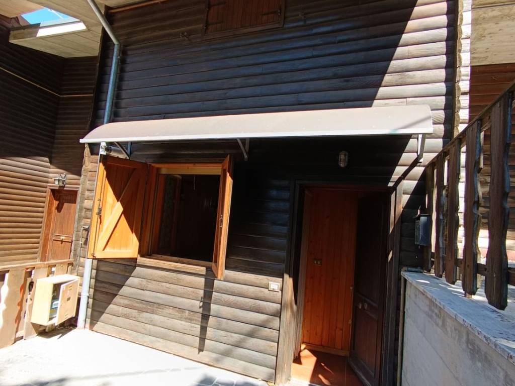 Palazzo / stabile a Lucoli in Via della Montagna - Foto 2