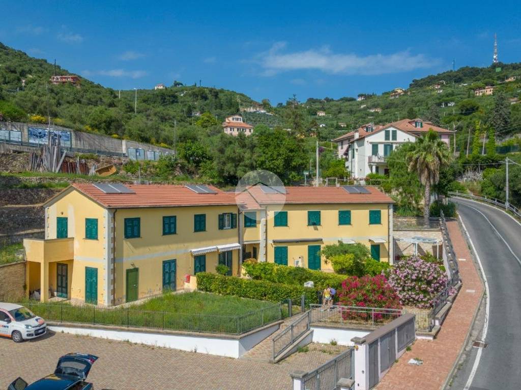 Appartamento a Imperia in Via Giacomo Molle, 43 - Foto 3