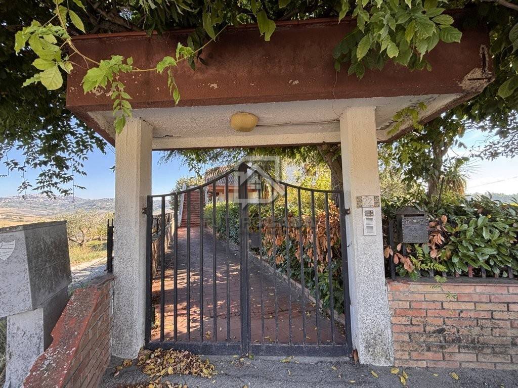 Appartamento a Melito irpino in Via San Pietro - Foto 2