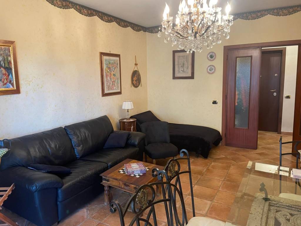 Appartamento a Civitavecchia in Via Monti Volsini - Foto 3