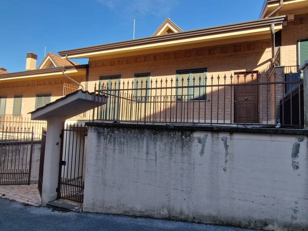 Villetta a schiera a Avellino in Contrada Serroni - Foto 2