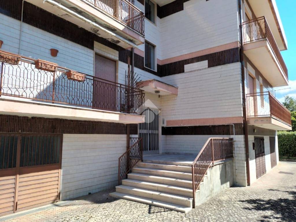Appartamento a Castrolibero in Via Antonio Gramsci, 3 - Foto 2