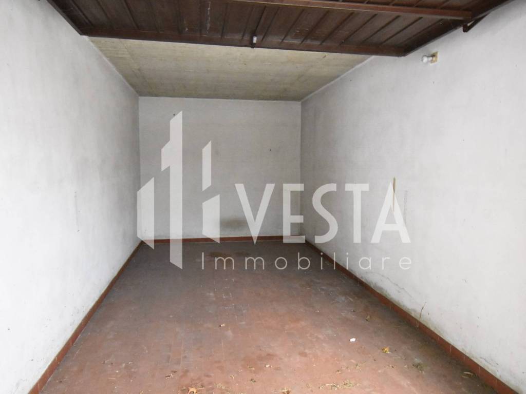 Box / garage a Cernusco lombardone in Via Pensiero - Foto 4