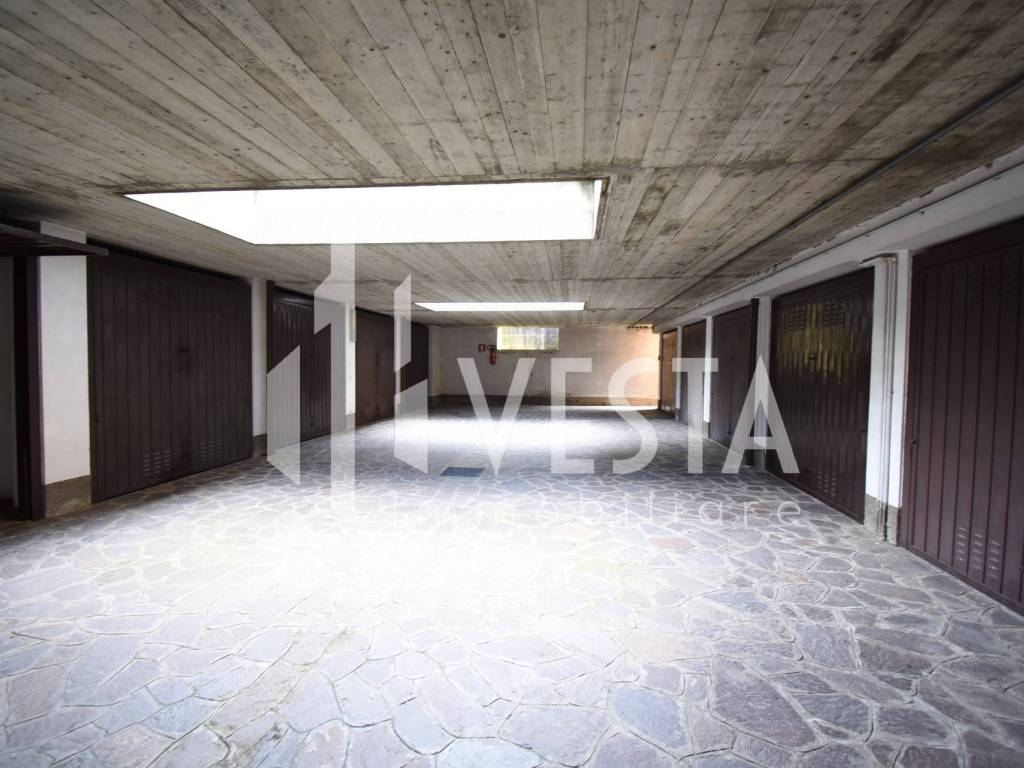 Box / garage a Cernusco lombardone in Via Pensiero - Foto 5