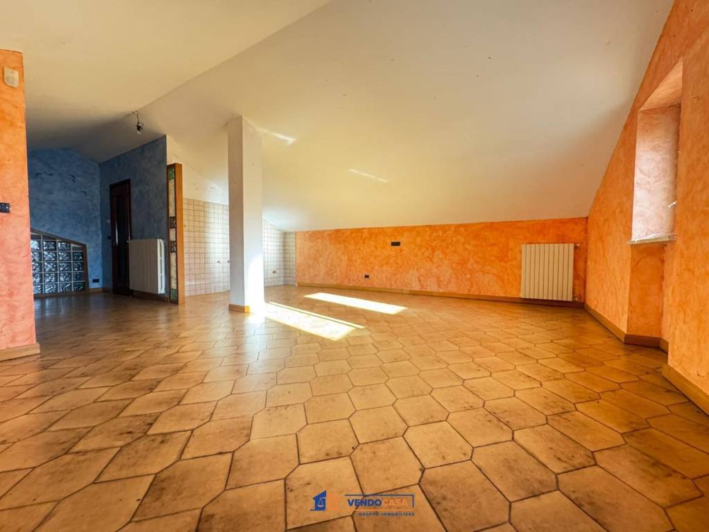 Appartamento a Castagnole delle lanze in Via Pela, 4 - Foto 5