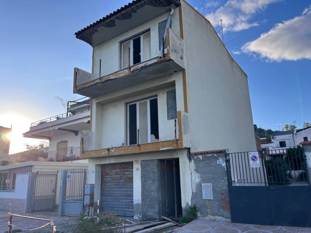 Casa indipendente a Santa teresa di riva in Via Lungomare Barracca-Centro, 163 - Foto 3