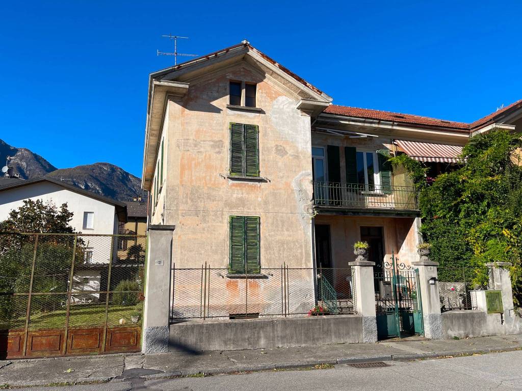 Villa a Domodossola in Via Marco Paolo Stefanoni, 5 - Foto 3