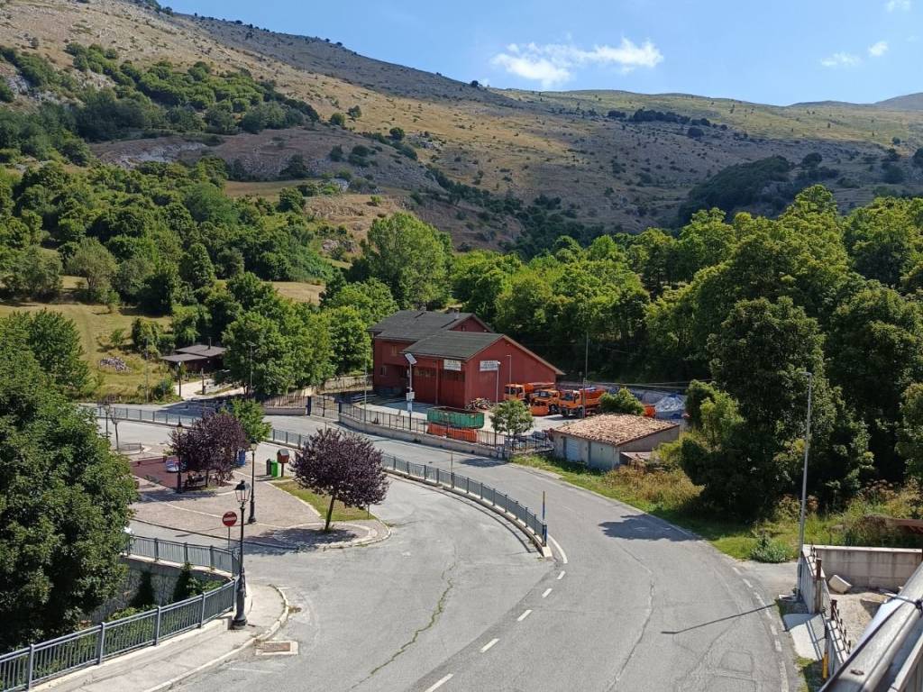 Palazzo / stabile a Lucoli in Via della Montagna - Foto 3