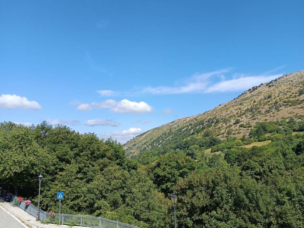 Palazzo / stabile a Lucoli in Via della Montagna - Foto 4