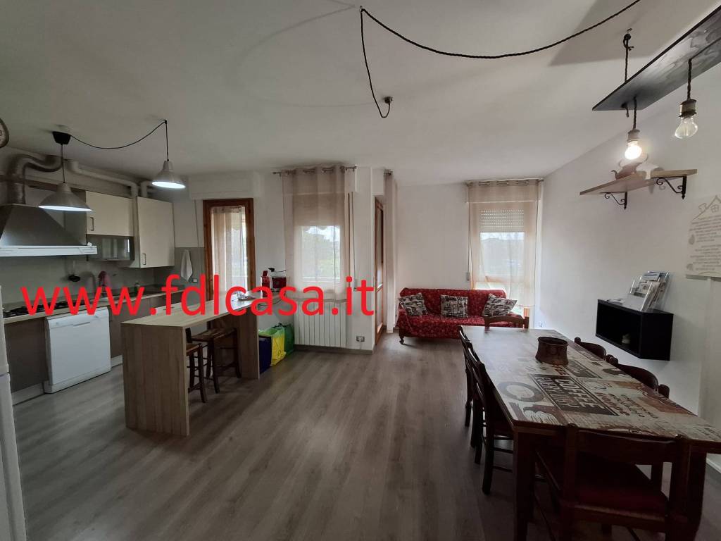 Appartamento a Fucecchio in Via Giovanni Pascoli - Foto 2