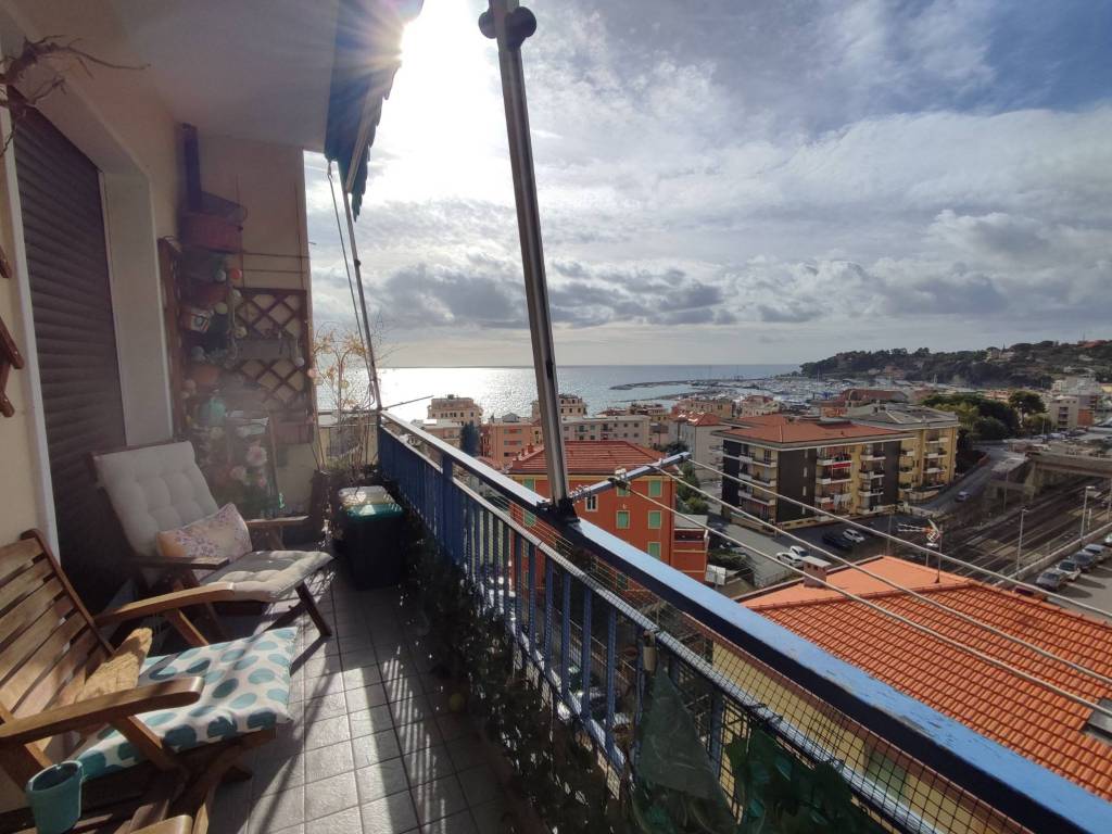 Appartamento a Varazze in Via Villa Grande, 17 - Foto 2