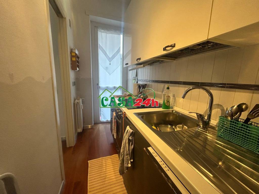 Appartamento a Saronno in Via Filippo Reina - Foto 4