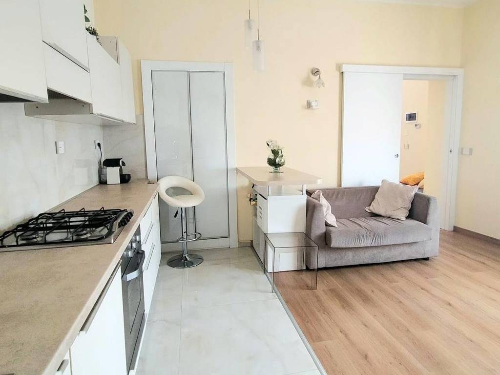 Appartamento a Gavirate in Via Cornelio Rovera - Foto 5