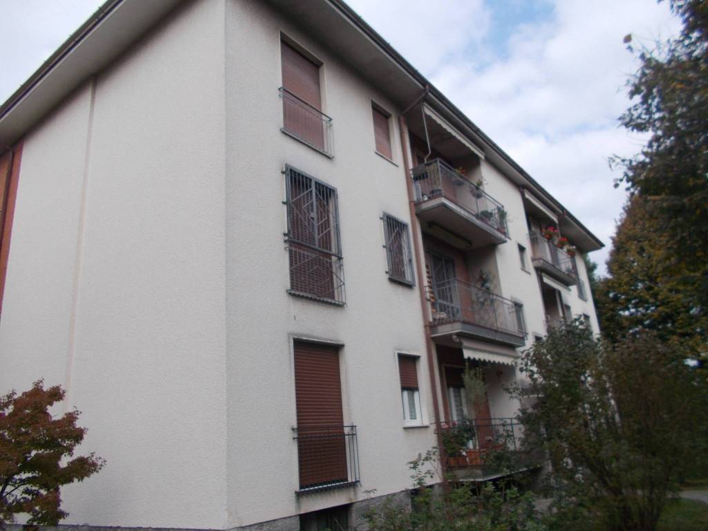 Appartamento a Samarate in Via Zara - Foto 3