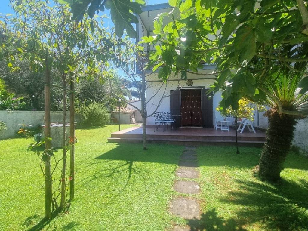 Villa a San felice circeo in Strada Provinciale Badino II - Foto 4