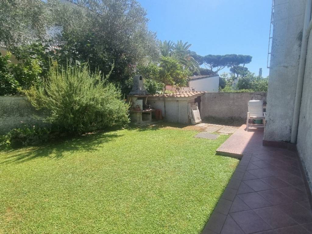 Villa a San felice circeo in Strada Provinciale Badino II - Foto 5