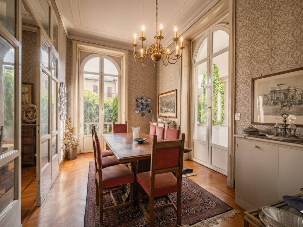 Villa a Mandello del lario in Via Falck 4 - Foto 5