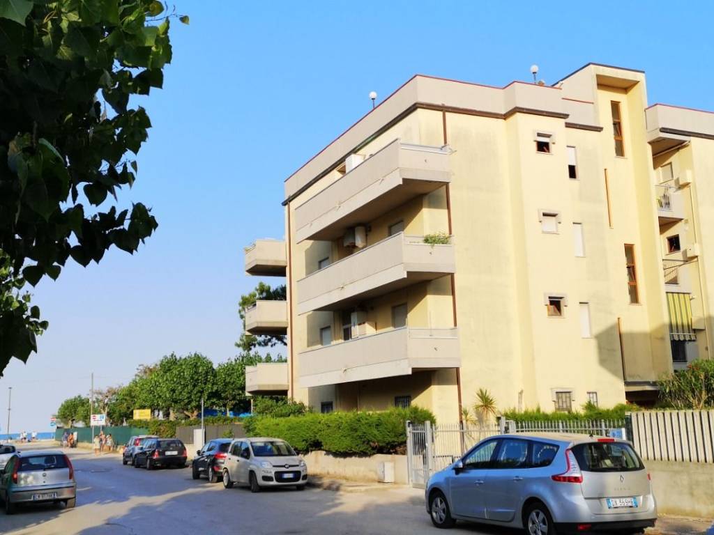 Appartamento a Martinsicuro in Via Francesco Baracca - Foto 5