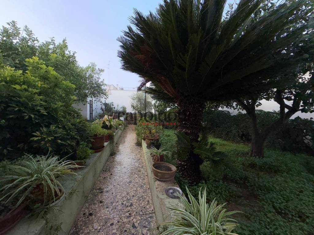 Villa a Arnesano in Via A. Manzoni, 26 - Foto 3