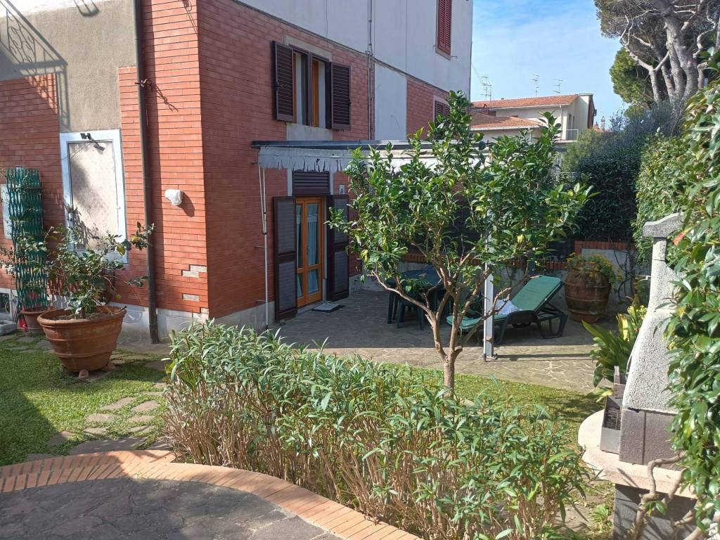 Appartamento a Rosignano marittimo in Via Telemaco Signorini - Foto 3