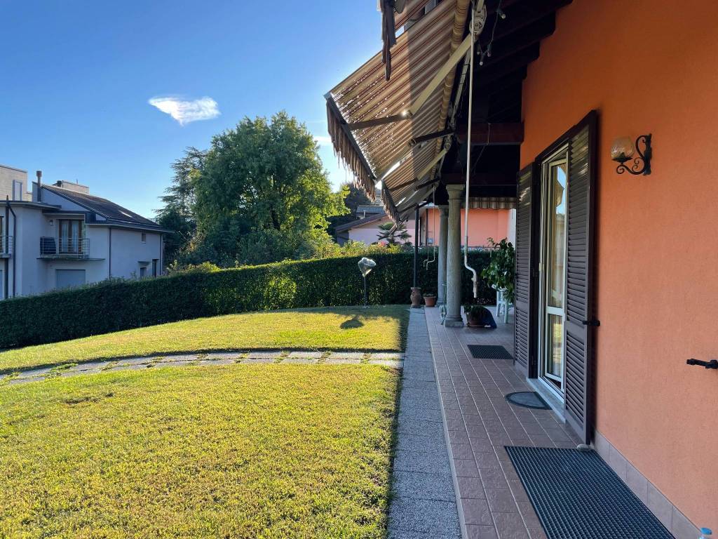 Villa a Arizzano in Via Trieste - Foto 2