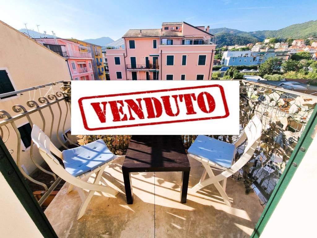 Appartamento a Spotorno in Via Giuseppe Garibaldi - Foto 2