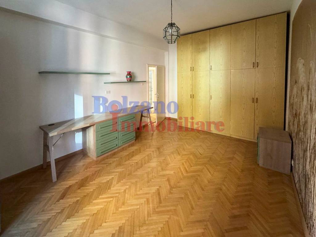 Appartamento a Bolzano in Via Guglielmo Marconi - Foto 2