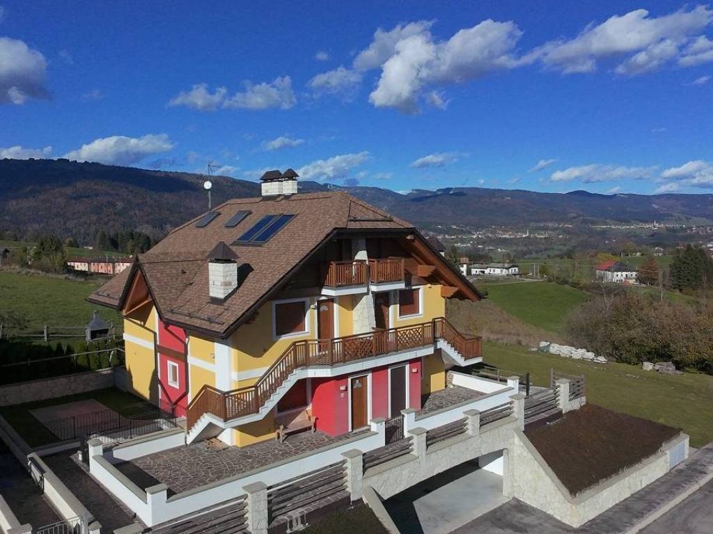 Appartamento a Roana in Via Colle del Sole - Foto 2