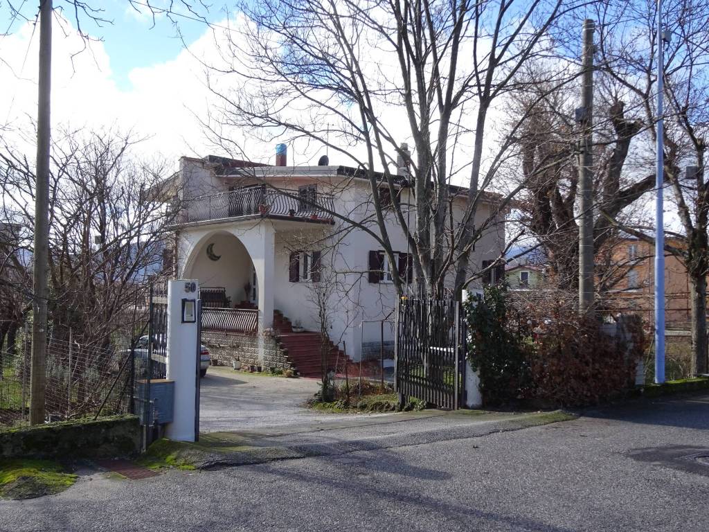 Villa a Marsicovetere in Via Guglielmo Marconi - Foto 3