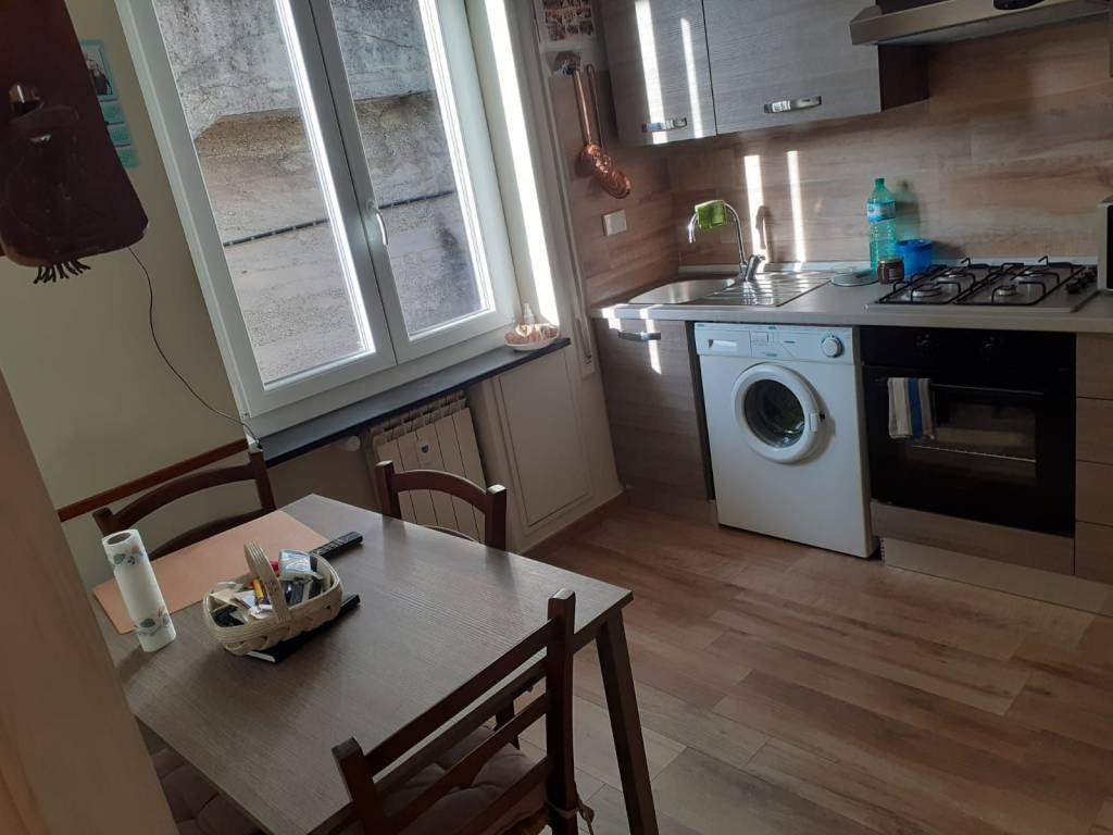 Appartamento a Genova in Via Campomorone - Foto 2