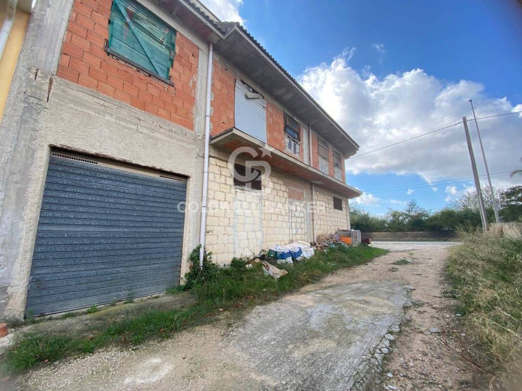 Casa indipendente a Rosolini in Vle Libertà - Foto 3