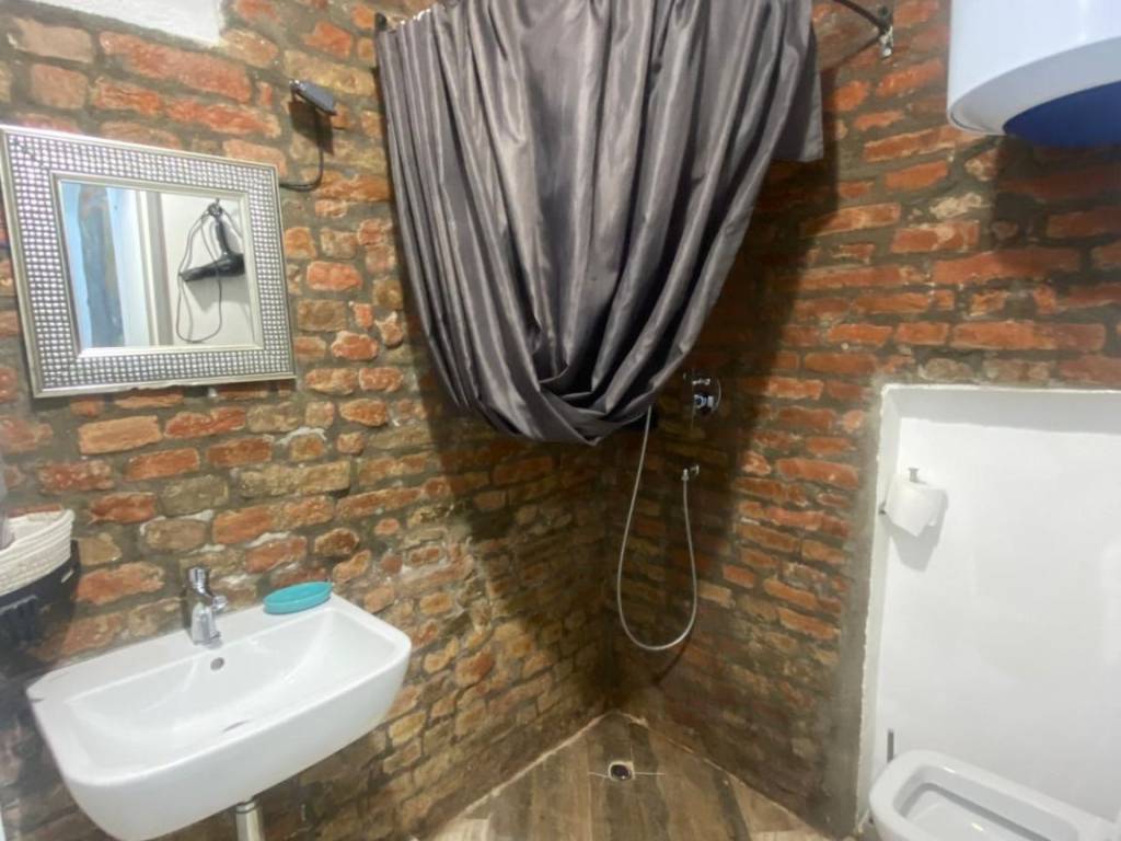 Appartamento a Pavia in Via Pietro Carpanelli - Foto 5