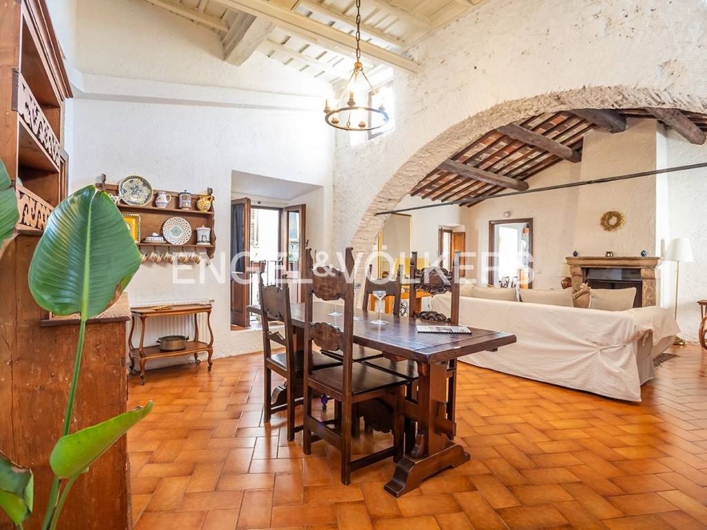 Appartamento a Bracciano in Via della Collegiata - Foto 2