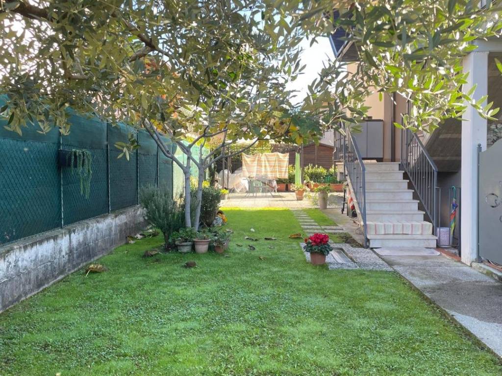 Appartamento a Castegnato in Via Franceschine, 37 - Foto 2