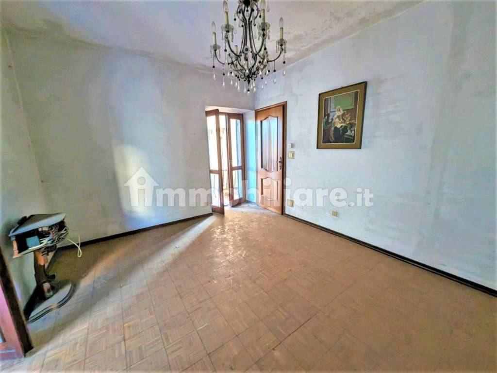 Casa indipendente a Cavaglià in Piazza Giovanni Palatucci - Foto 2