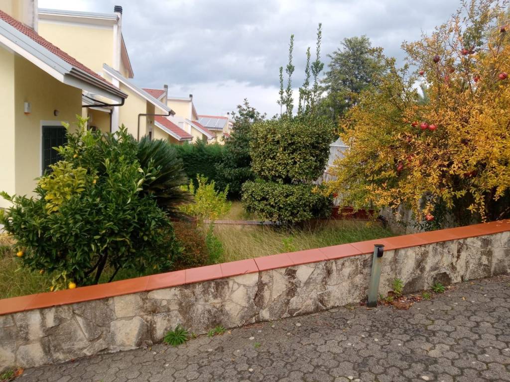 Villa a Rende in Via Raffaello Sanzio, 24 - Foto 2
