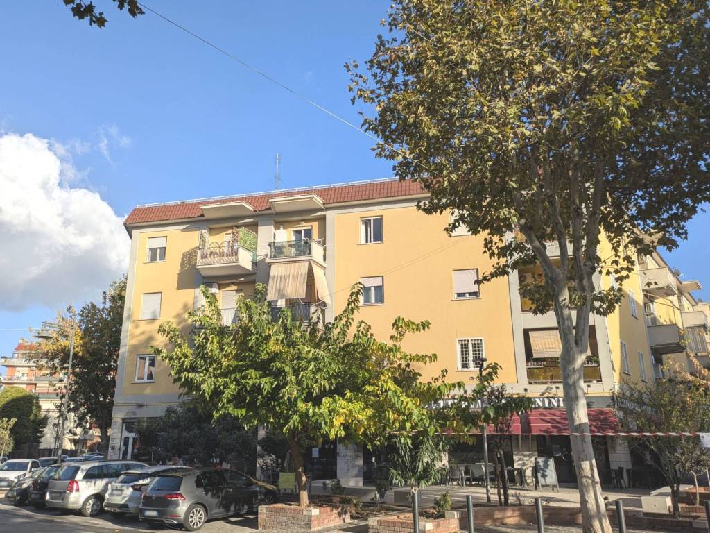 Appartamento a Ciampino in Piazza Trento e Trieste, 28 - Foto 2