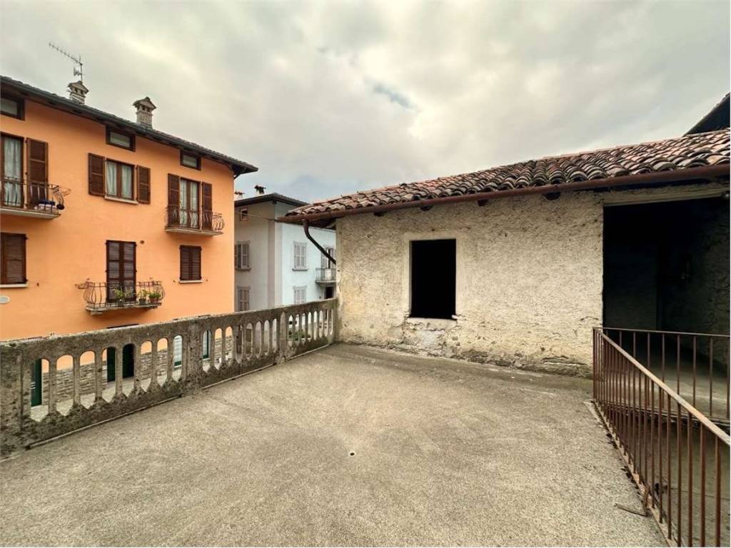 Casa indipendente a Primaluna in piazza cadorna , 1 - Foto 3