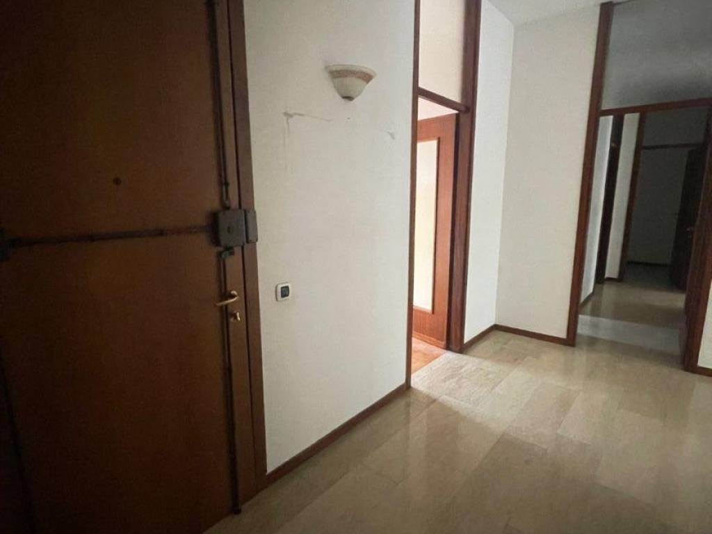 Appartamento a Asti in Corso Luigi Einaudi - Foto 4