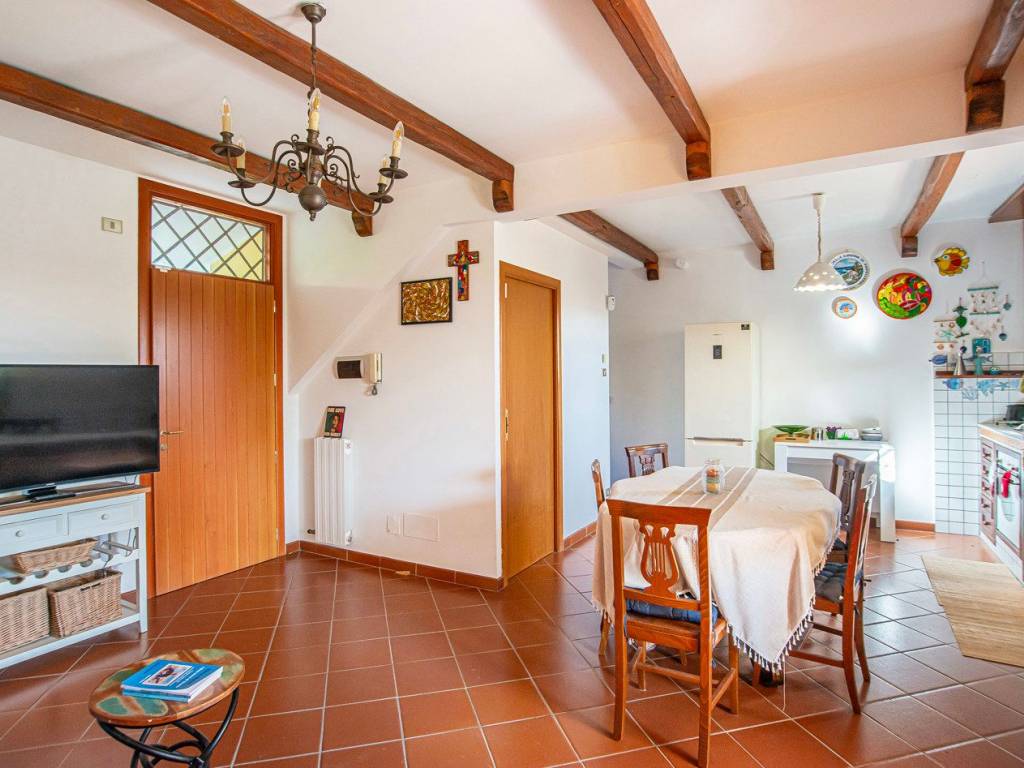 Villa a Sabaudia in Via della Bilancia , 47 - Foto 4