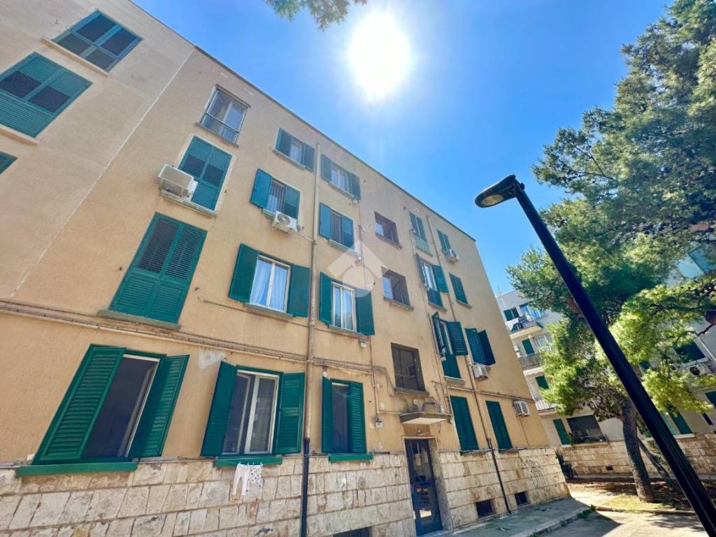 Appartamento a Bari in VIA MAGNA GRECIA - Foto 2