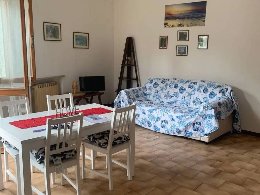 Appartamento a Rimini in Viale Regina Margherita No Number - Foto 2