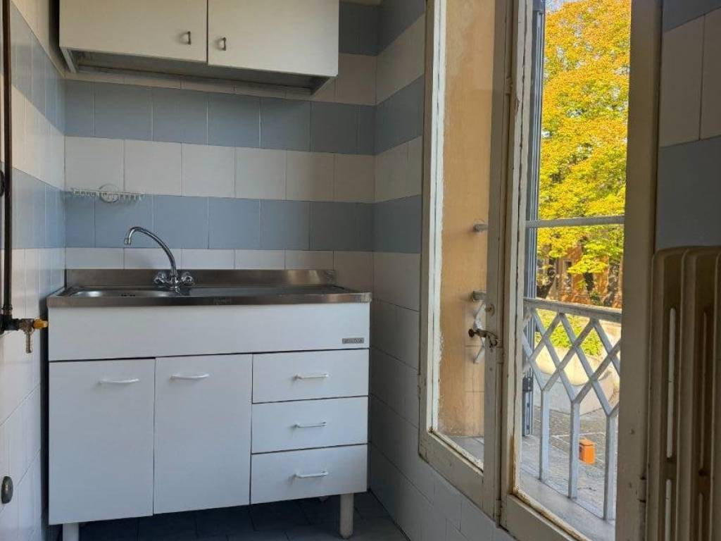 Appartamento a Bologna in Via Ugo Foscolo - Foto 2