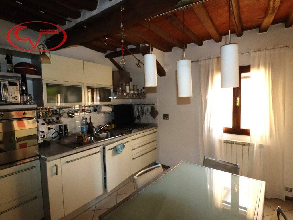 Appartamento a Bucine in Via della Pace - Foto 5