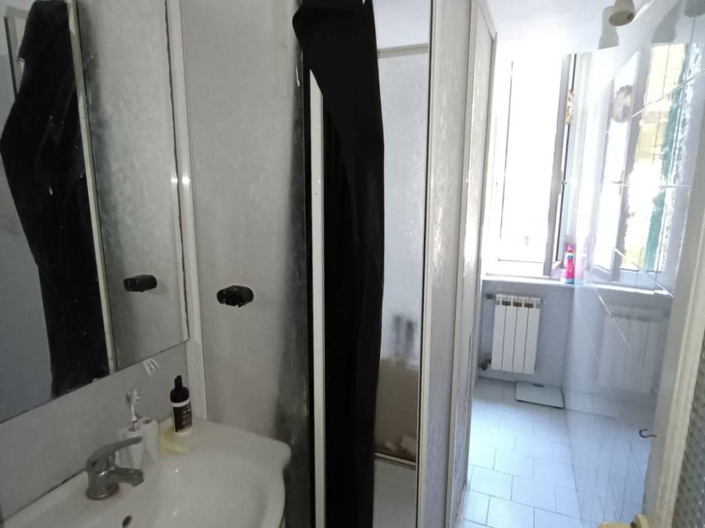 Appartamento a Genova in Via Chiaravagna, 6 - Foto 5
