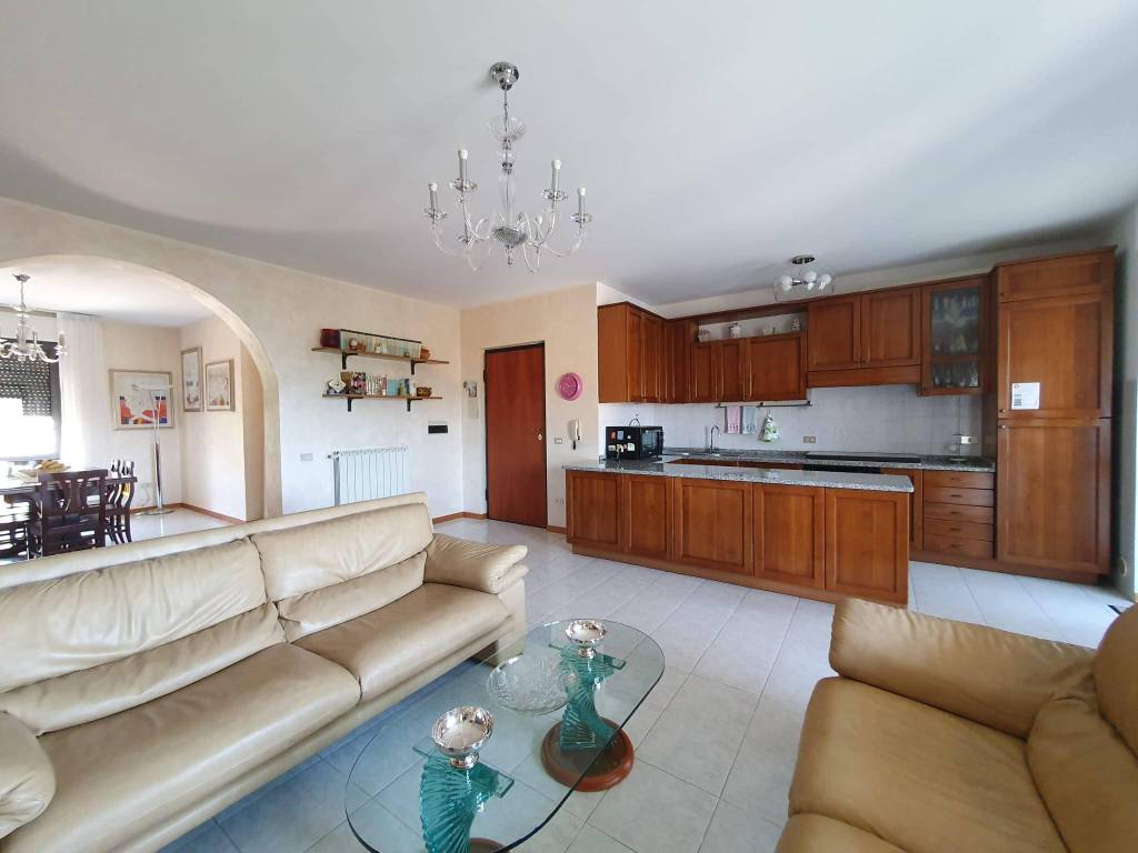 Appartamento a Gubbio in Via dei Ciclamini, 15 - Foto 4