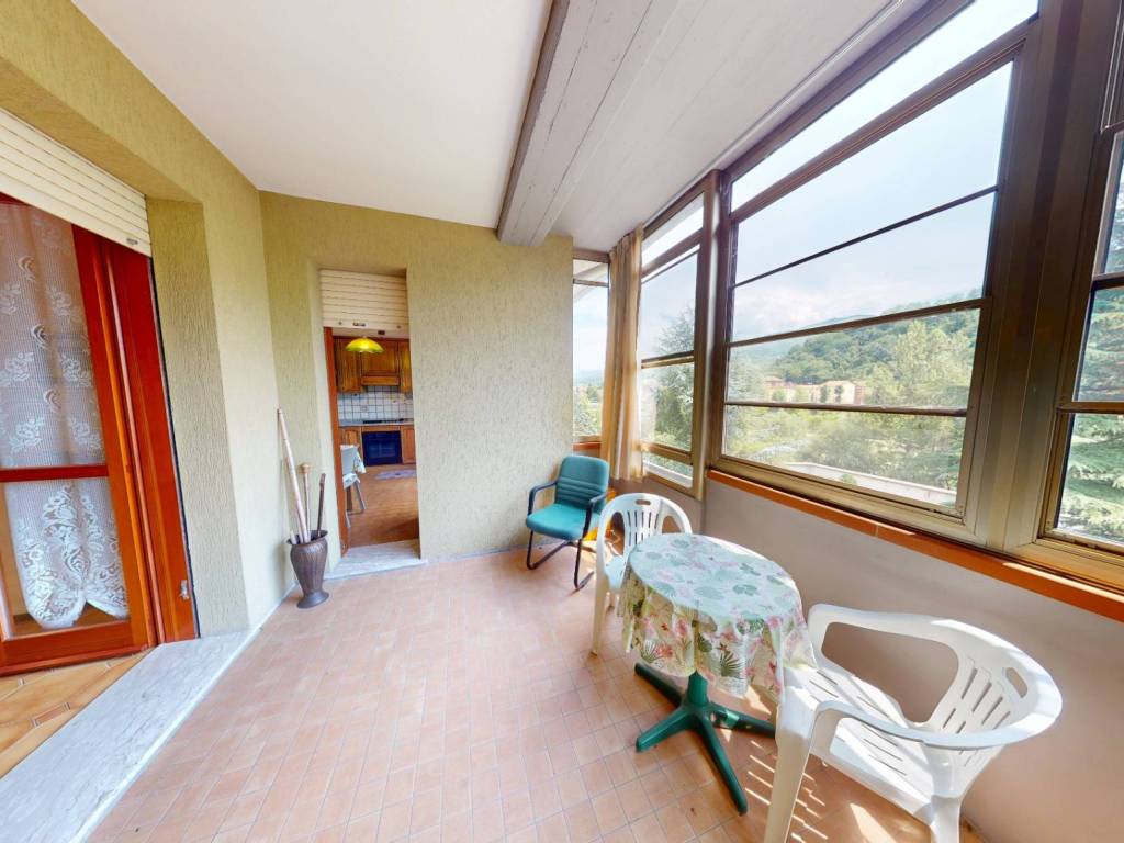 Appartamento a Borgo val di taro in Via Tullio Maestri - Foto 5